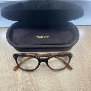 Tom Ford TF 5207 Case and Cloth included
